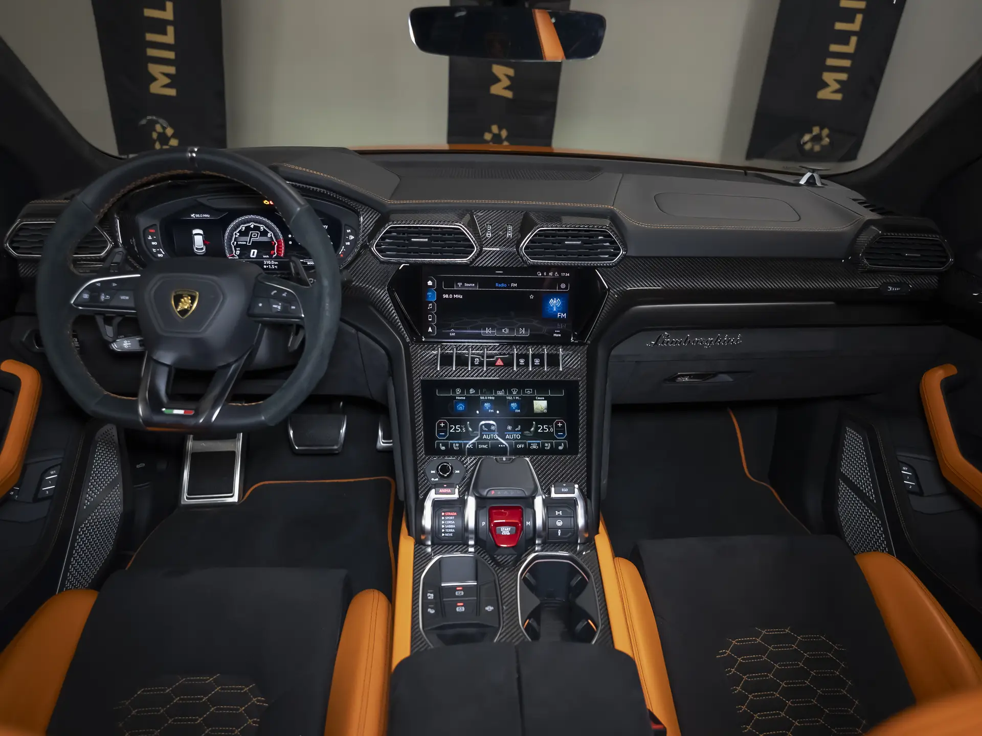 Lamborghini Urus, I, 2021 купить в салоне Million Miles